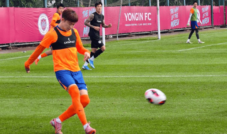 开云体育下载-冲刺阶段体能课后，山东泰山官宣签约备战全明星赛，引发热议，训练强度明显提升(山东泰山队2021比赛集锦)